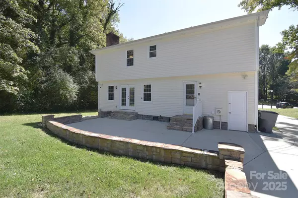 Charlotte, NC 28227,8409 Herb House CT