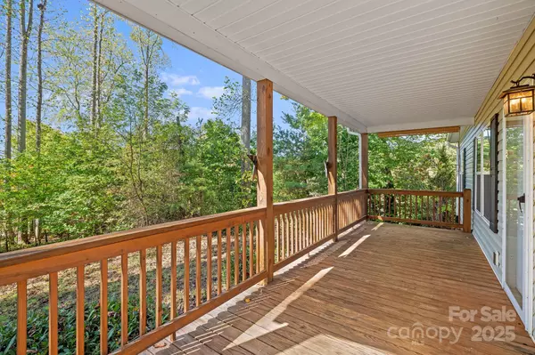 Candler, NC 28715,21 Luther Woods DR