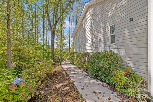 Candler, NC 28715,21 Luther Woods DR