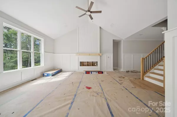 Kannapolis, NC 28083,2416 Forrestbrook DR