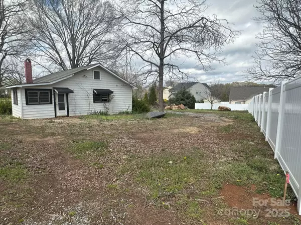 Concord, NC 28027,4349 Roberta RD