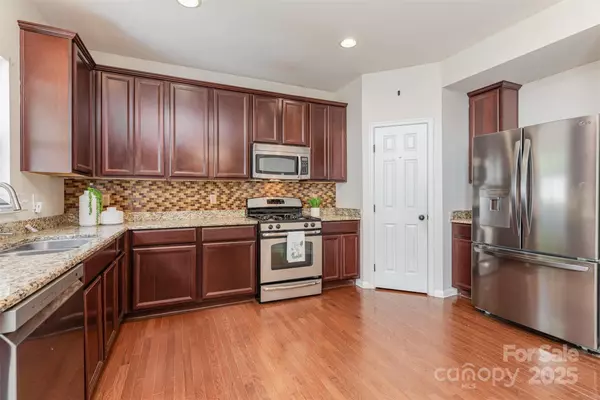 Fort Mill, SC 29715,353 Chorus RD