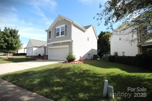 Gastonia, NC 28054,1023 Sapphire DR