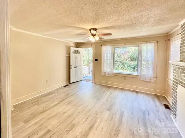 Lancaster, SC 29720,1499 Old Landsford RD
