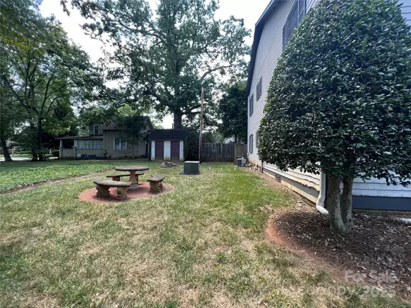 Statesville, NC 28677,213 Ramsey CT