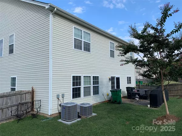 Charlotte, NC 28269,6639 Ruth Ferrell CT
