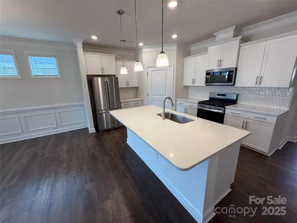 Troutman, NC 28166,124 Ari AVE