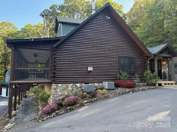 Tryon, NC 28782,1077 Melrose Mountain RD