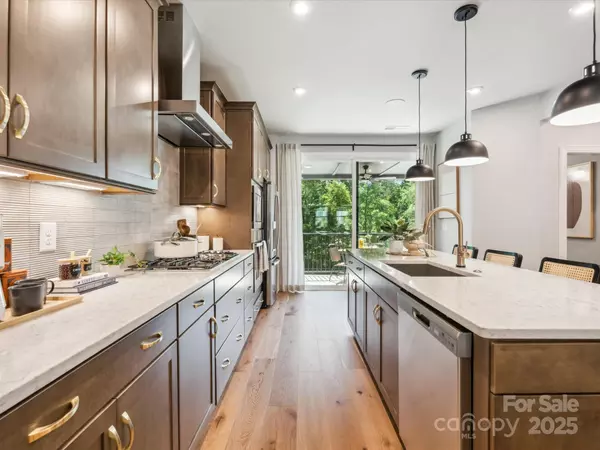 432 Old Town Village RD, Waxhaw, NC 28173