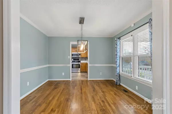 Conover, NC 28613,3233 6th AVE NE