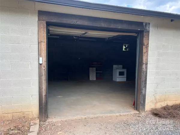 Lincolnton, NC 28092,164 Hauss RD