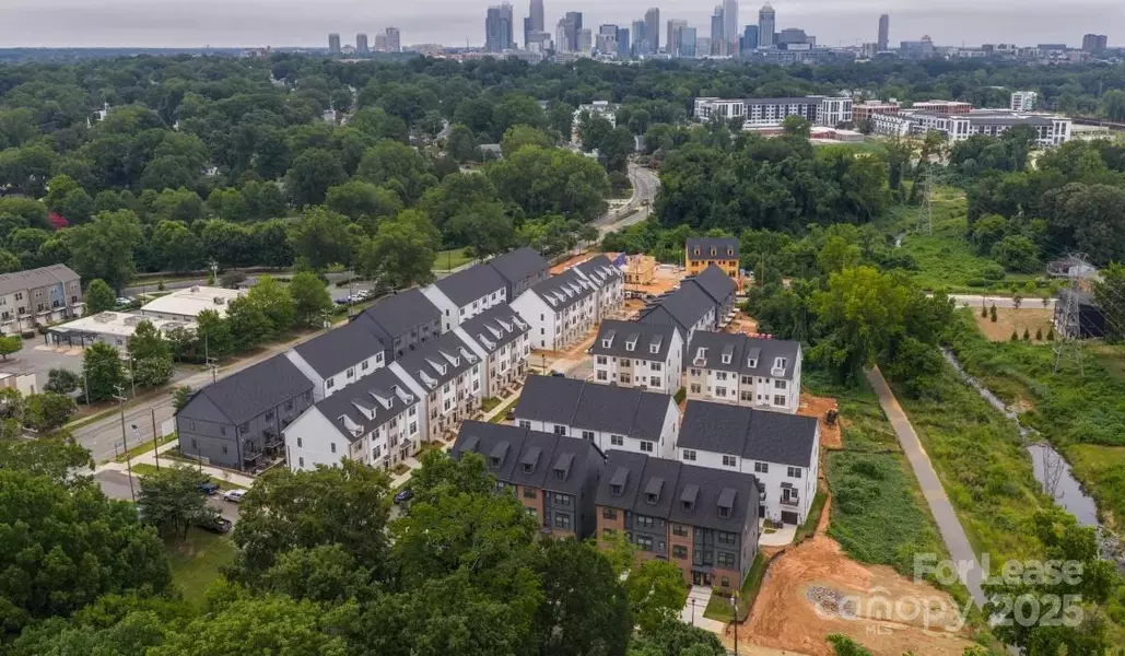 333 Rozzells CIR, Charlotte, NC 28208