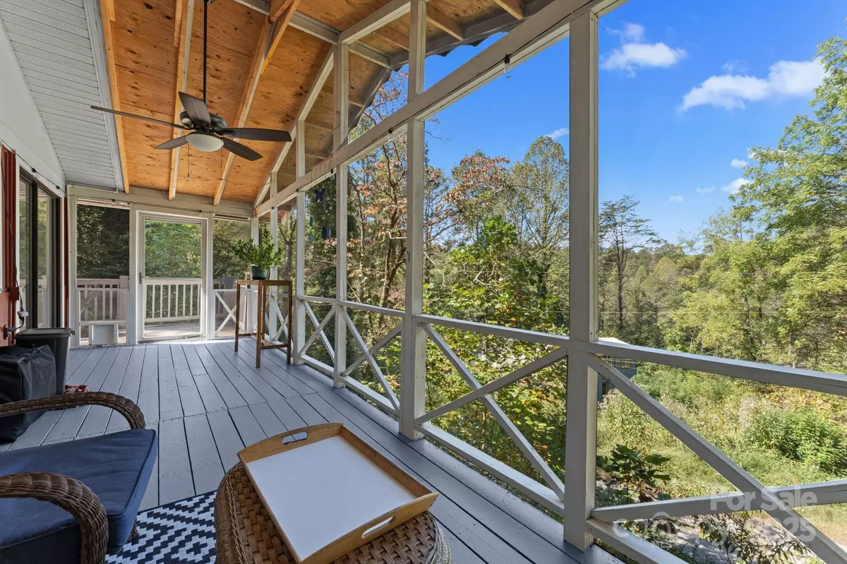 Franklin, NC 28734,30 Maxies COR