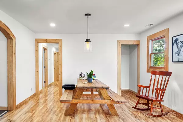 Forest City, NC 28043,254 Arlington ST