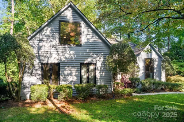 5123 Randolph RD, Charlotte, NC 28211