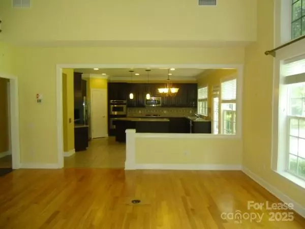 Charlotte, NC 28277,10820 Knight Castle DR