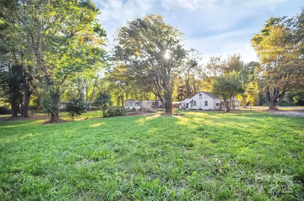 Lincolnton, NC 28092,1431 Boy Scout RD