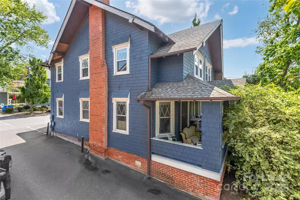 141 Merrimon AVE #1, Asheville, NC 28801