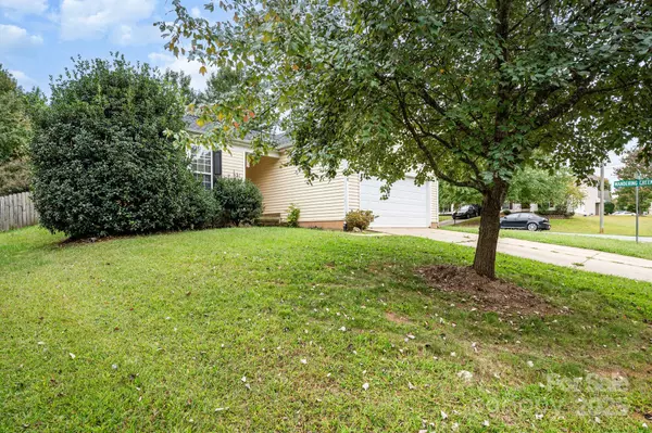 Charlotte, NC 28216,1500 Majestic Meadow DR