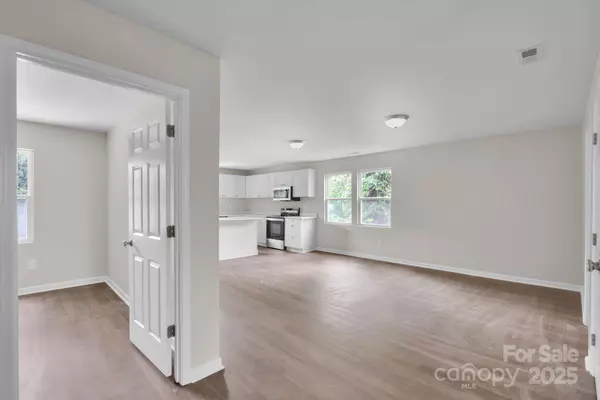 Gastonia, NC 28052,810 N Weldon ST