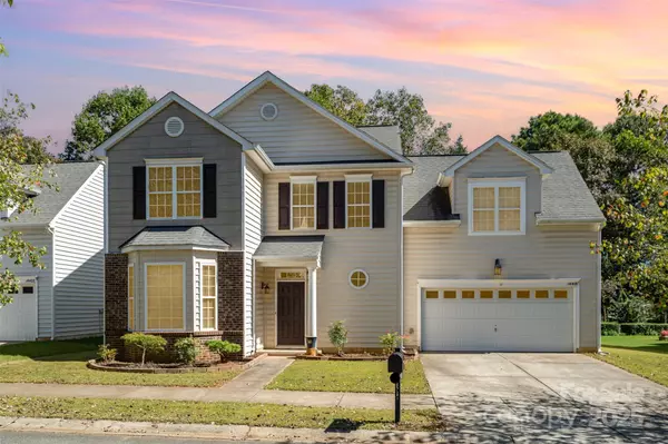 14418 Laurel Tree LN, Huntersville, NC 28078