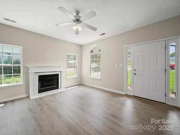 Fort Mill, SC 29715,1331 Copper Creek LN