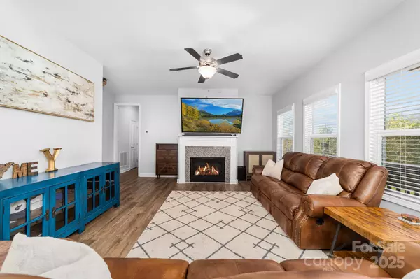 Lincolnton, NC 28092,2748 Eagle DR