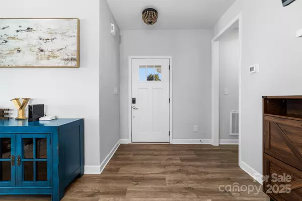 Lincolnton, NC 28092,2748 Eagle DR