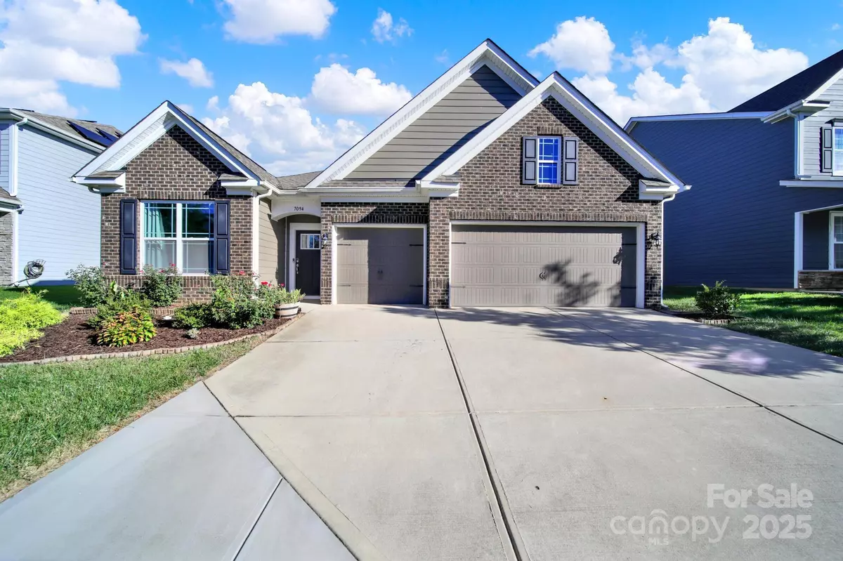 Fort Mill, SC 29707,7094 Bareland RD