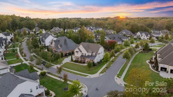 Davidson, NC 28036,17504 Gillican Overlook RD