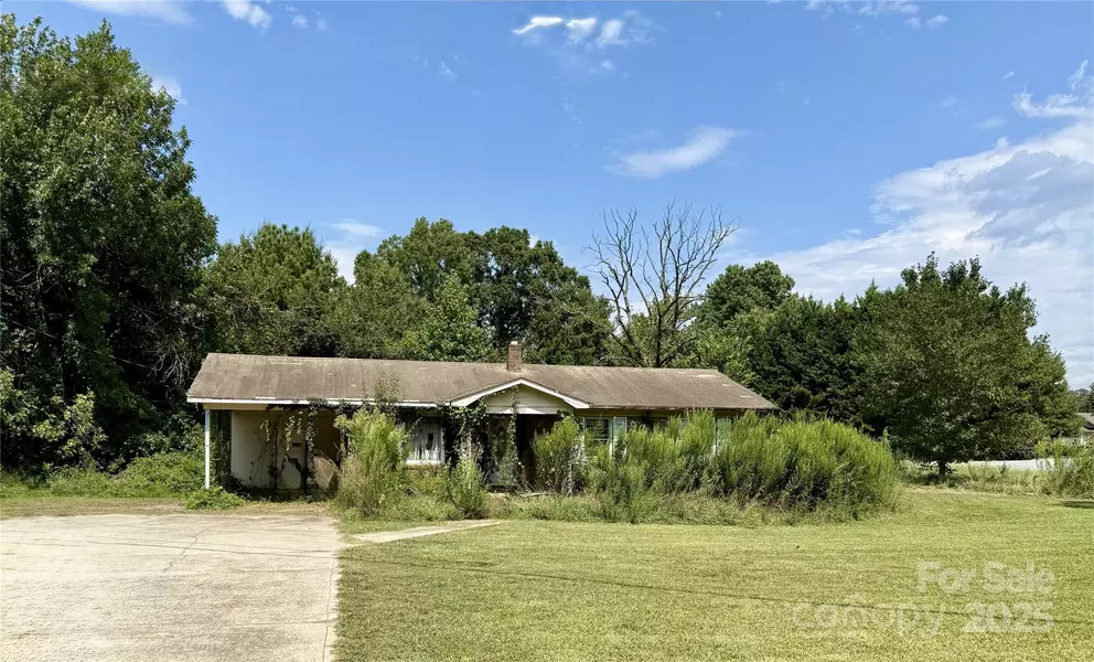 15700 Poplar Tent RD, Huntersville, NC 28078