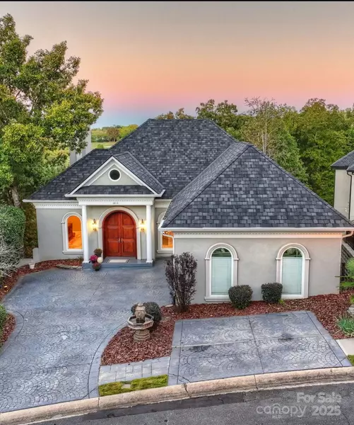 6812 Linkside CT, Charlotte, NC 28277