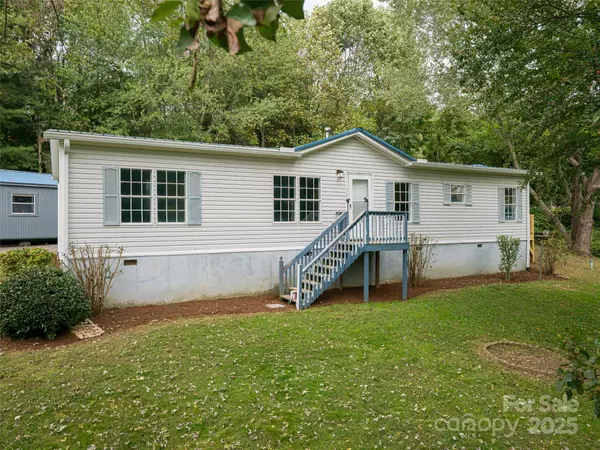 101 Heather DR, Asheville, NC 28806