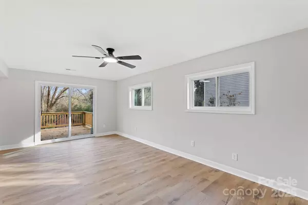 Concord, NC 28025,274 Hatley CIR NE