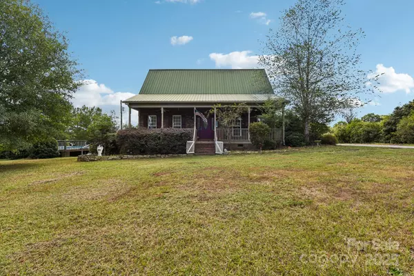 Lancaster, SC 29720,1847 Bertha Knight RD