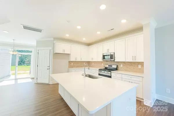 Charlotte, NC 28215,5577 Stafford RD