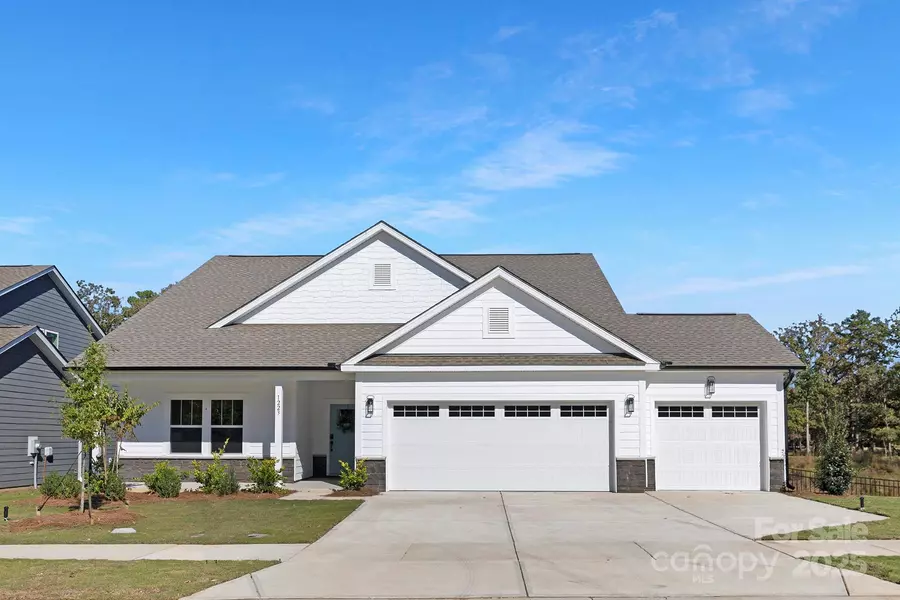 1223 Links Crossing DR #211, Monroe, NC 28112