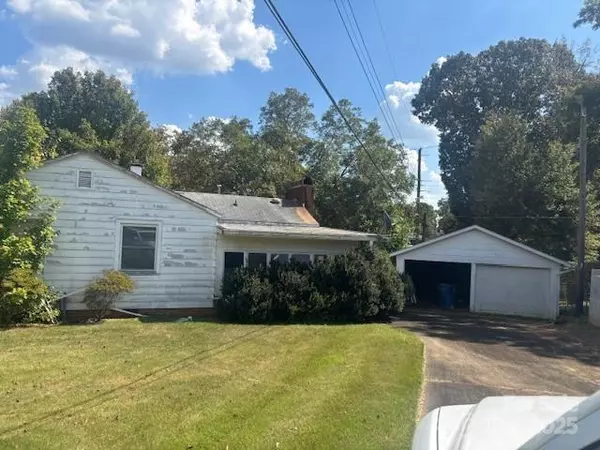 145 34th ST NW, Hickory, NC 28601