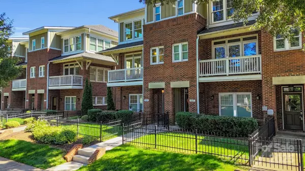 Charlotte, NC 28208,125 Grandin RD