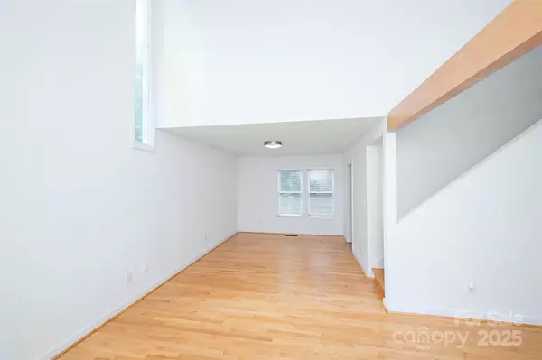 Charlotte, NC 28210,2427 Twilight RD