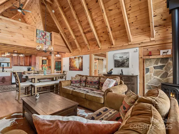 Waynesville, NC 28786,67 Calhoun Ridge DR