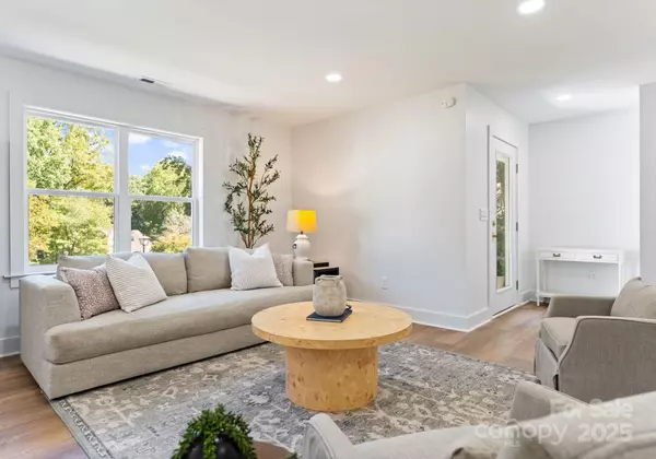 Charlotte, NC 28208,5815 Katrine CT