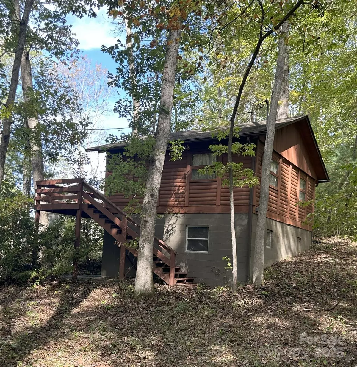 Waynesville, NC 28786,71 Lundy LN