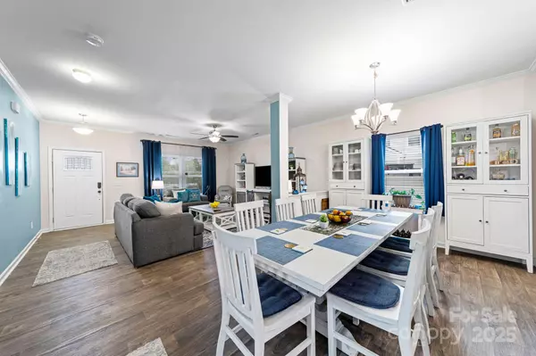 Mooresville, NC 28115,121 Mercer ST