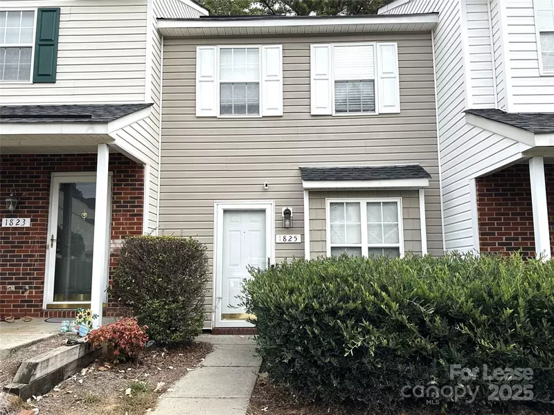 1825 Birch Heights CT, Charlotte, NC 28213