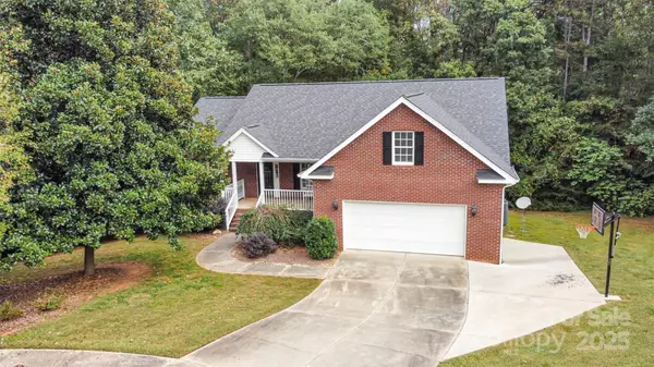 Shelby, NC 28152,118 Southern Pine DR