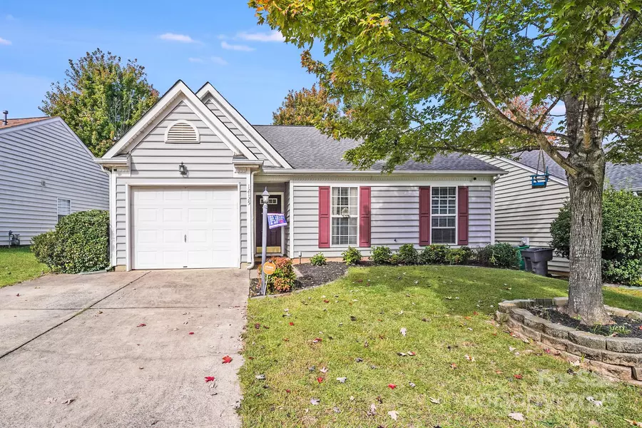 12125 Brownestone View DR, Charlotte, NC 28269