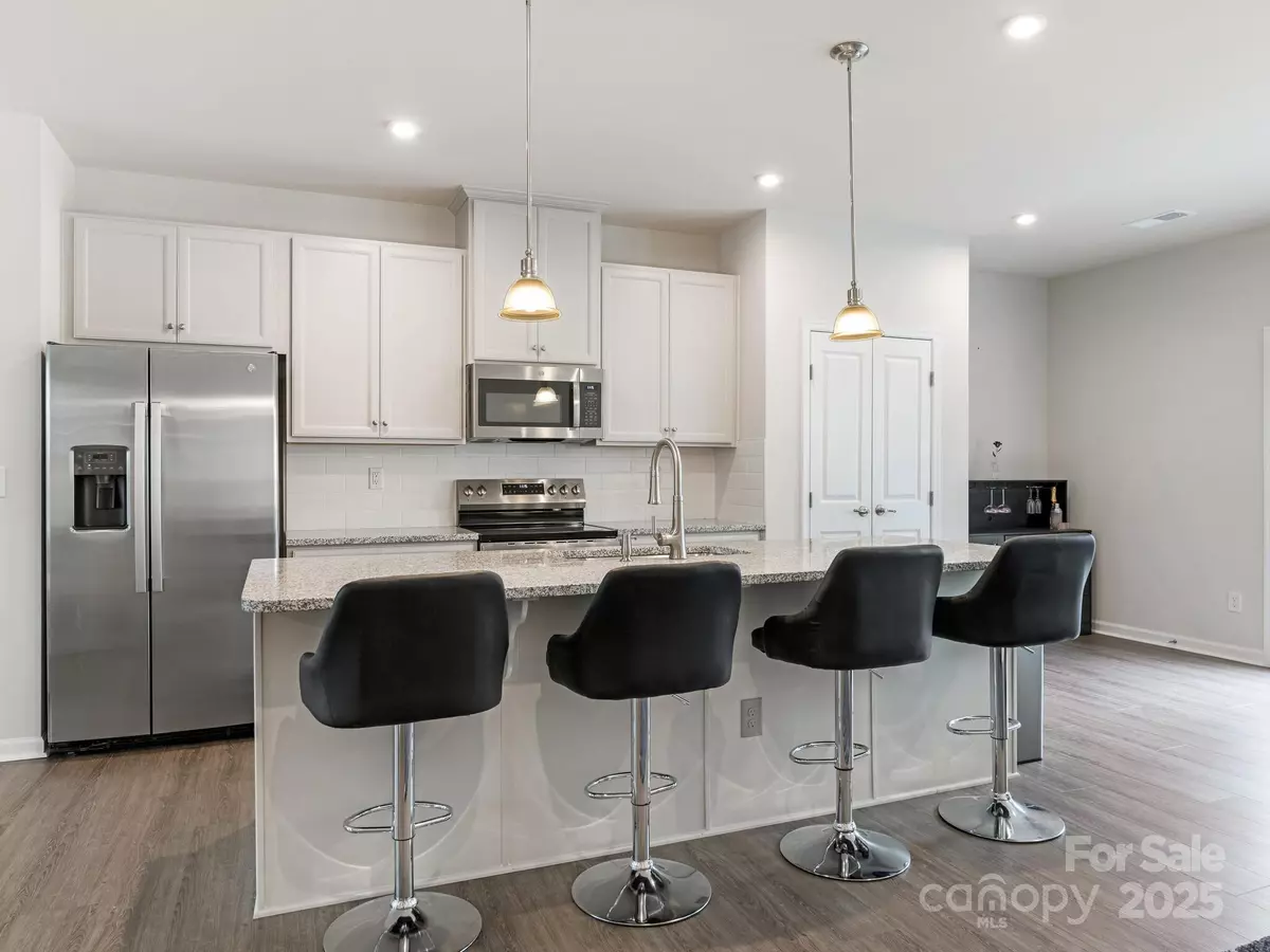 Matthews, NC 28104,1409 May Apple DR