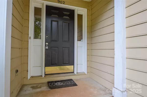 Charlotte, NC 28262,902 Eldorado AVE