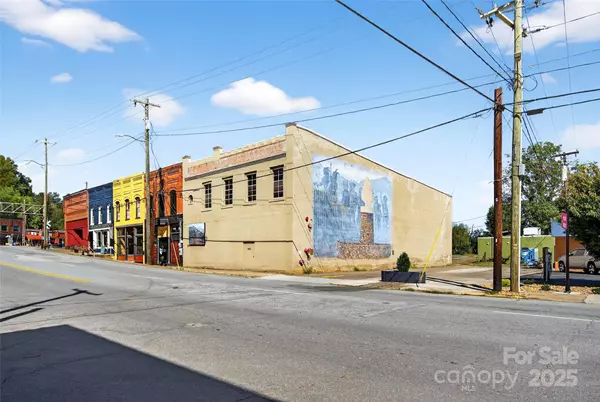 Old Fort, NC 28762,47 Catawba AVE